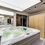 Hotel apartamentowy Rondo